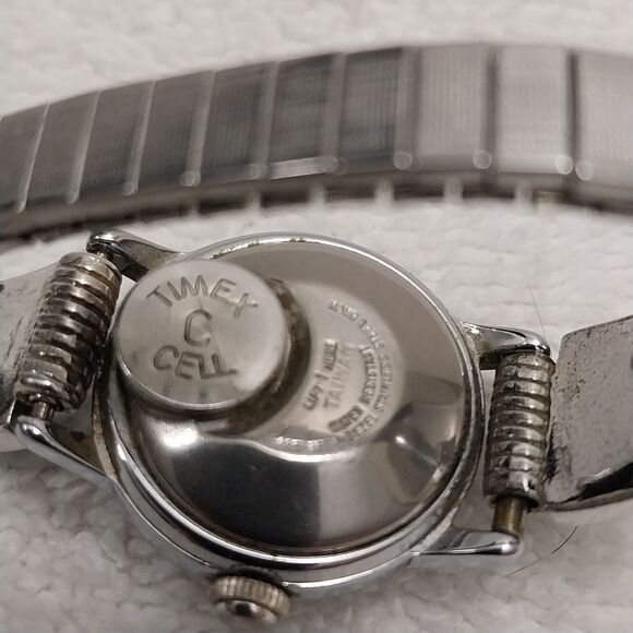 Vintage Timex Ladies Watch Electric Silver And Turquoise Dead Battery #J323 - Picture 5 of 7